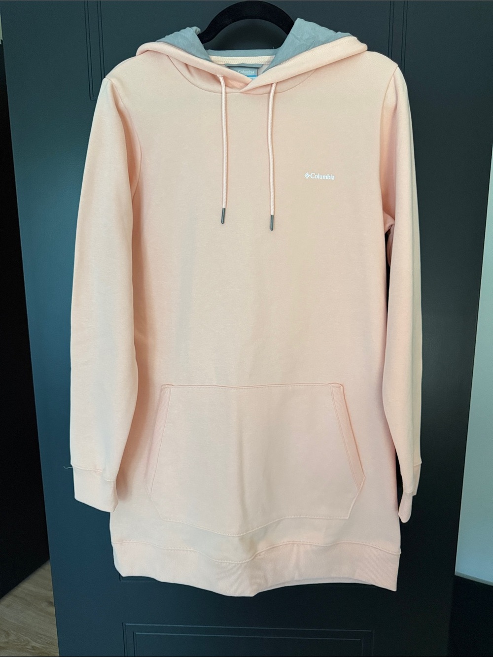 Columbia Women's Light Blush Pink Hooded Pullover dress